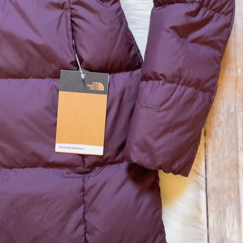 The North Face Women’s Metropolis Parka Coat In Blackberry Wine - Picture 3 of 10
